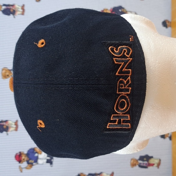 Vintage 90s Texas Longhorns embroidered logo black & orange SZ 7 fitted hat - Picture 3 of 7